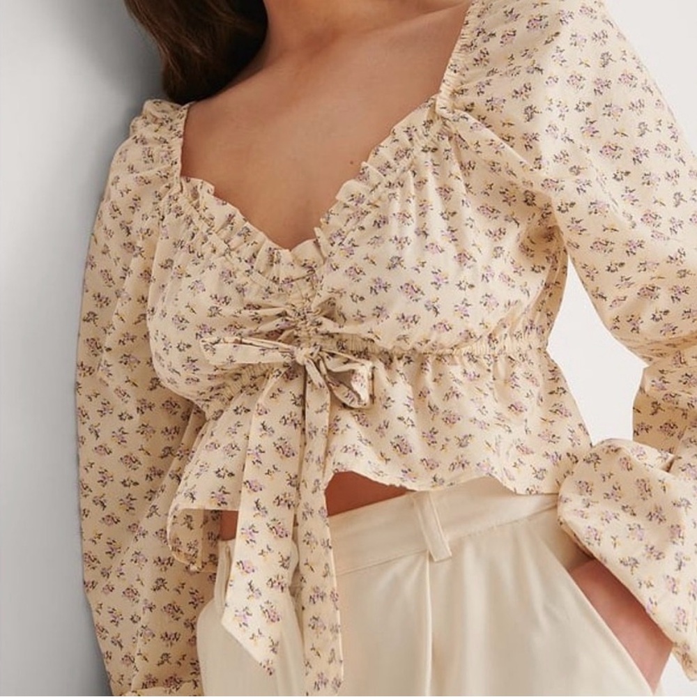 NA-KD Floral Long Sleeve Crop Top Cottagecore Boho Festival Cochella Fairy Small